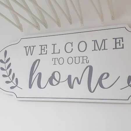 Near Liverpool Double Bedroom Hideaway Wirral Exteriör bild