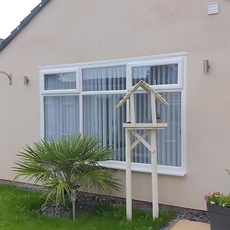 Near Liverpool Double Bedroom Hideaway Wirral Exteriör bild